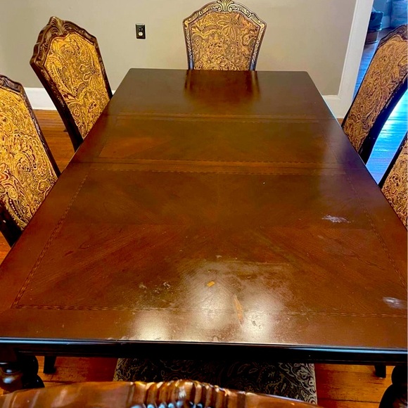 Renaissance dining furniture set - Picture 1 of 8